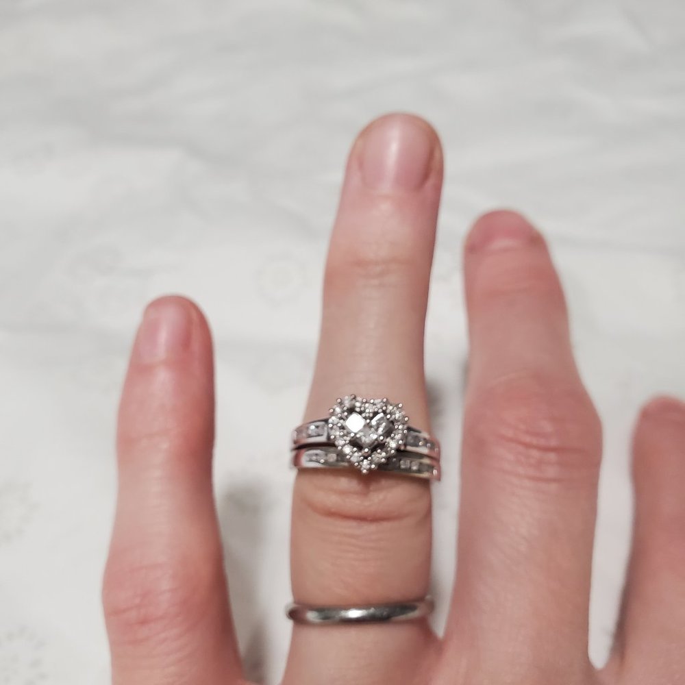 10k Wedding Band Set